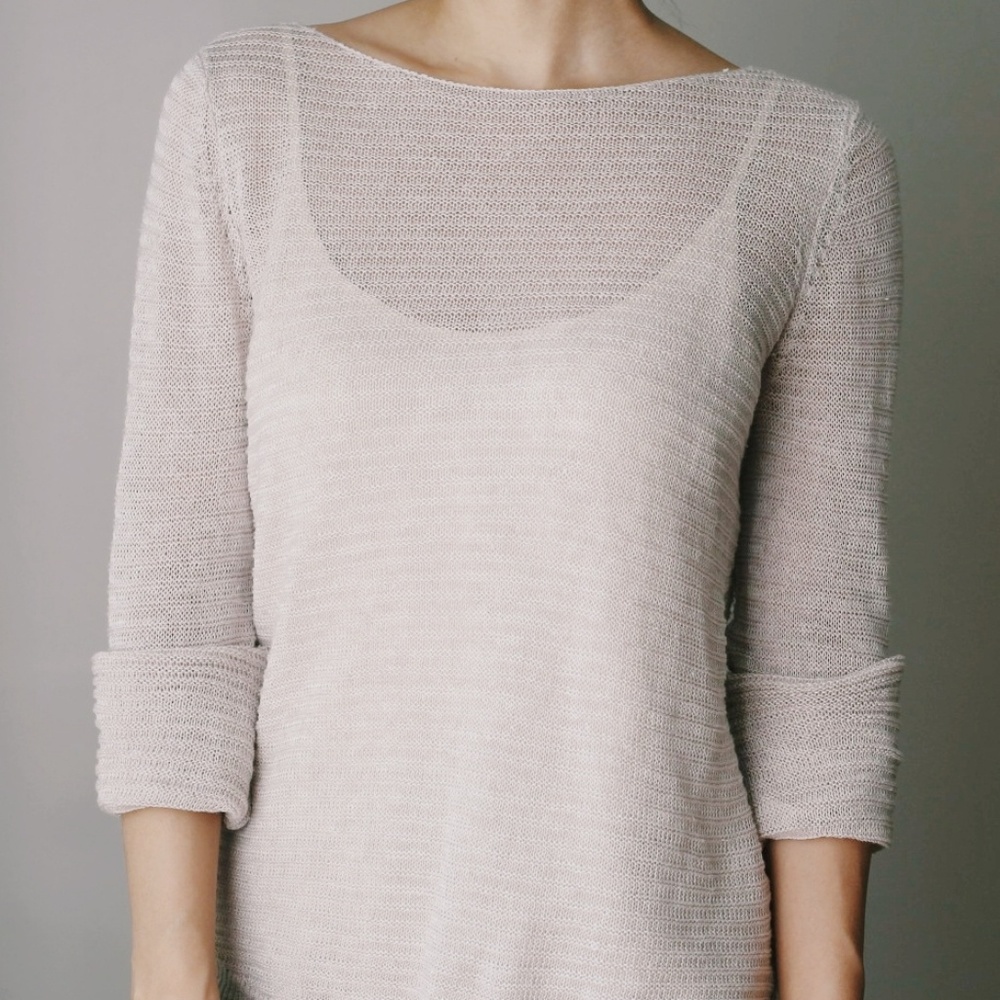 Tahari 100% Linen Knit  Boat Neck Top Beige